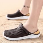 Unisex Fashion Beach Sandals Thick Sole Slipper Waterproof Anti Slip Sandals Flip Flops for Women Men 1.jpg