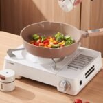 ZdlP6PCS Measuring Salt Tank Wall Hanging Magnetic Suction Seasoning Box Seasoning Jar Salt Control Quantitative Kitchen 1.jpg