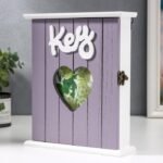 klyuchnica derevo 6 kryuchkov cvetochnoe serdce 26 3h21 8h8 3 sm5.jpg